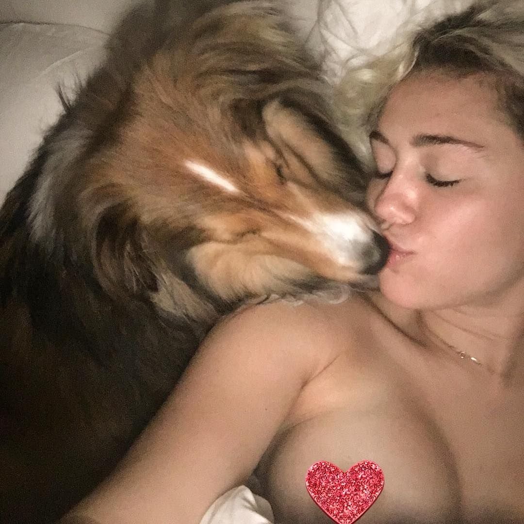 Miley Cyrus 153