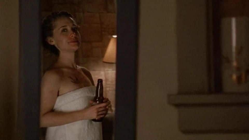 Allison Mack 9