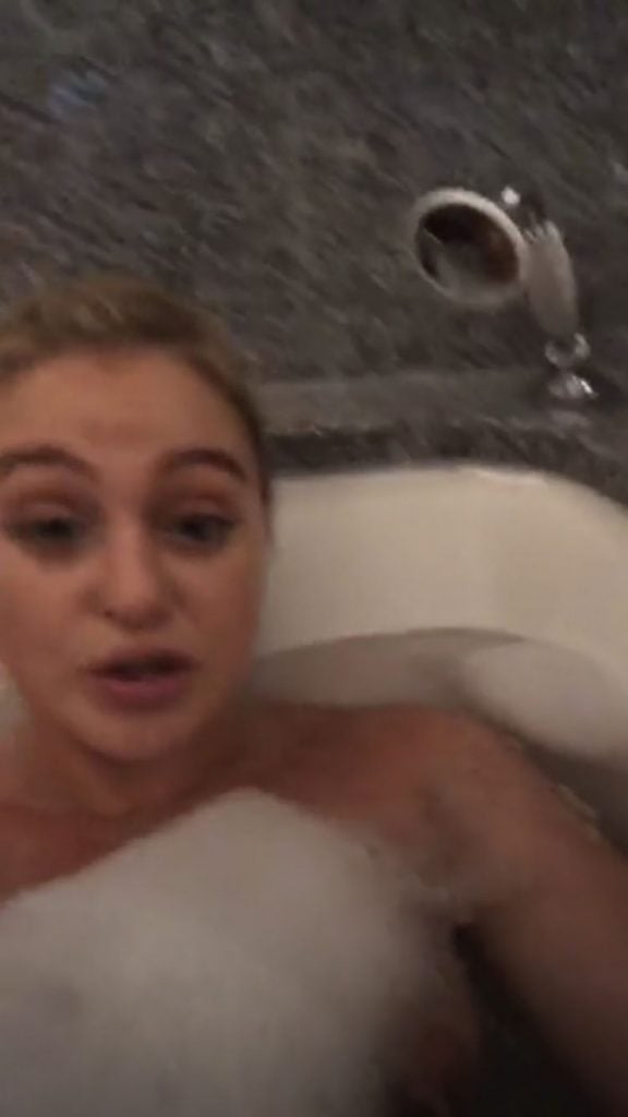 Iskra Lawrence 114