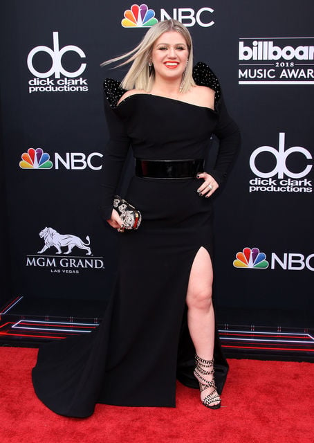 Kelly Clarkson 17