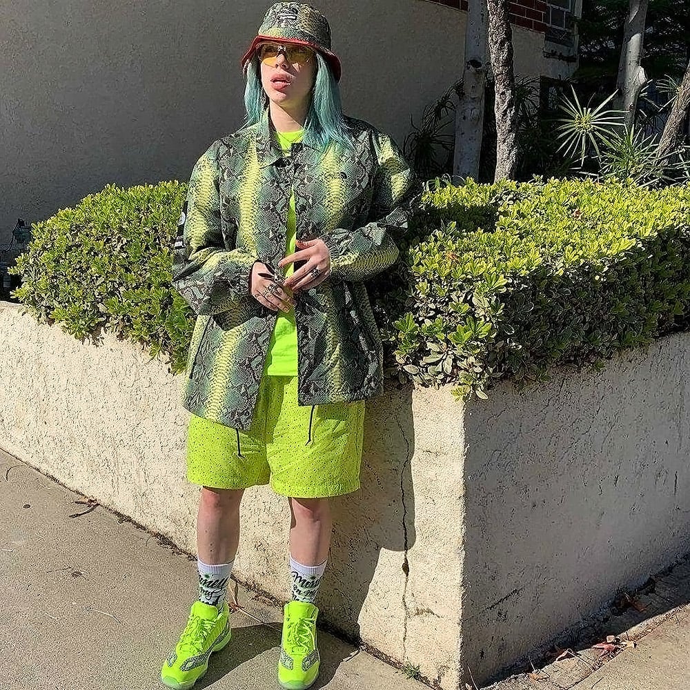 Billie Eilish 74