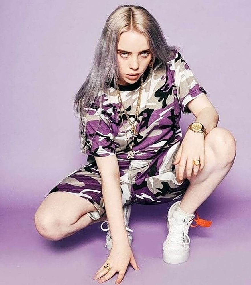 Billie Eilish 77