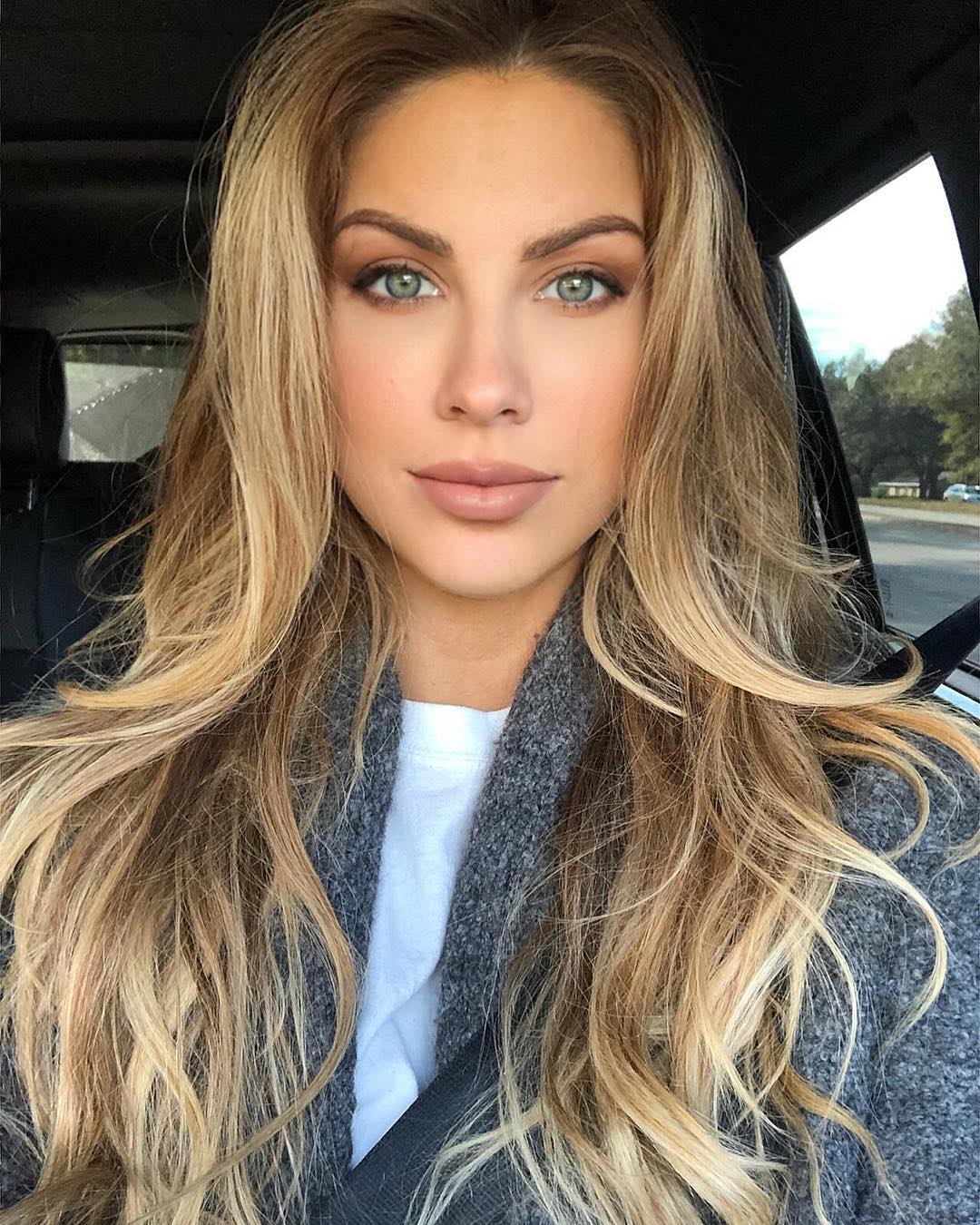 Katherine Webb 28