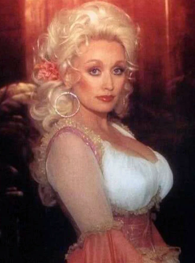 Dolly Parton Dress and Cleavage Boobs Picture 7.webp