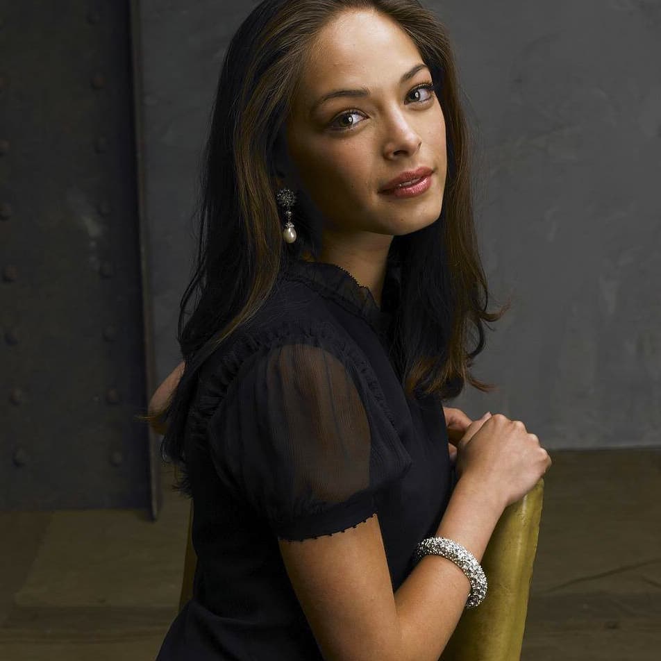 Kristin Kreuk 37