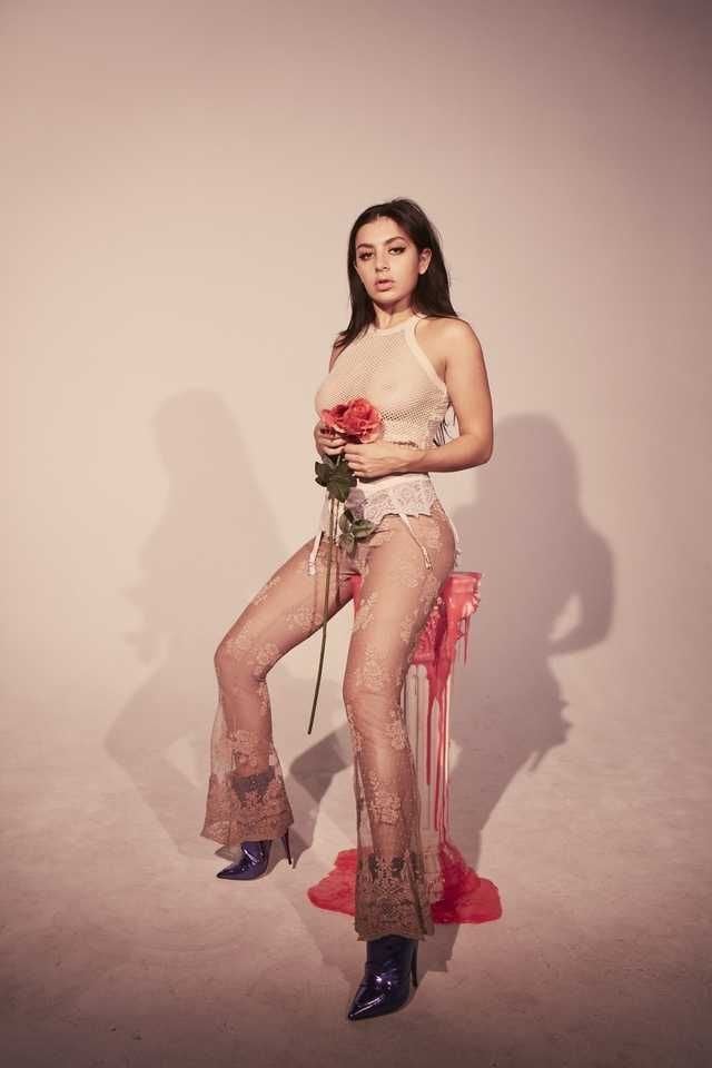 Charlie XCX 18