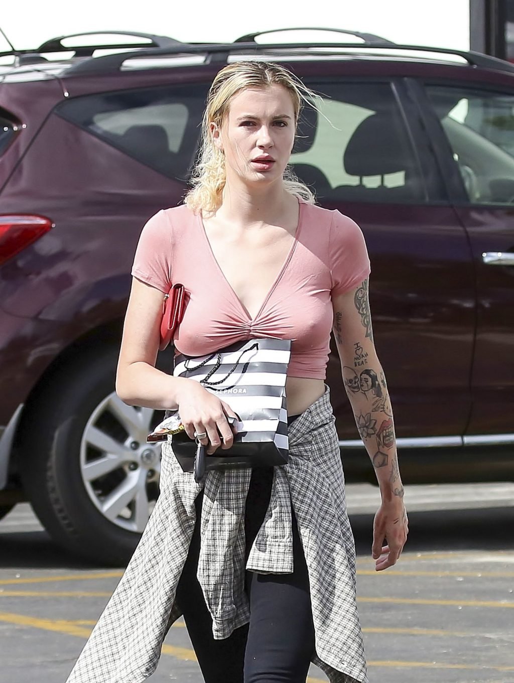 Ireland Baldwin 11