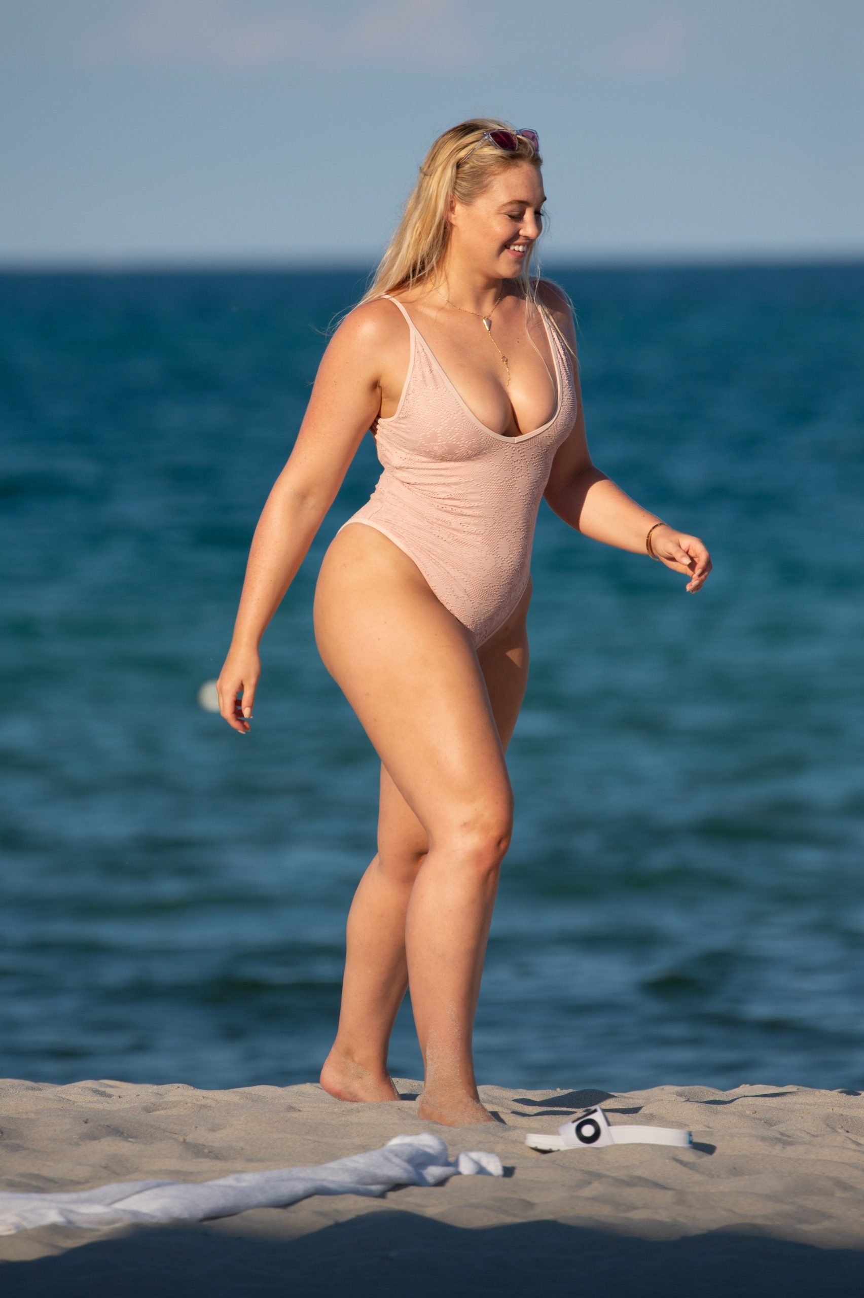 Iskra Lawrence 13