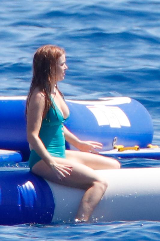 Isla Fisher 7