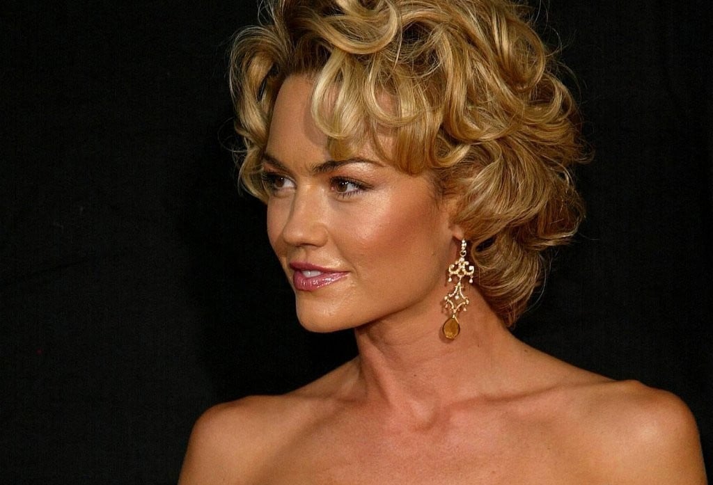 Kelly Carlson