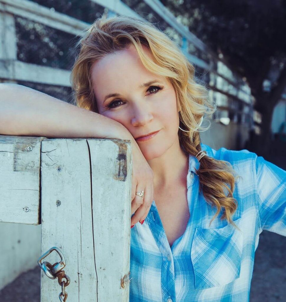 Lea Thompson 39