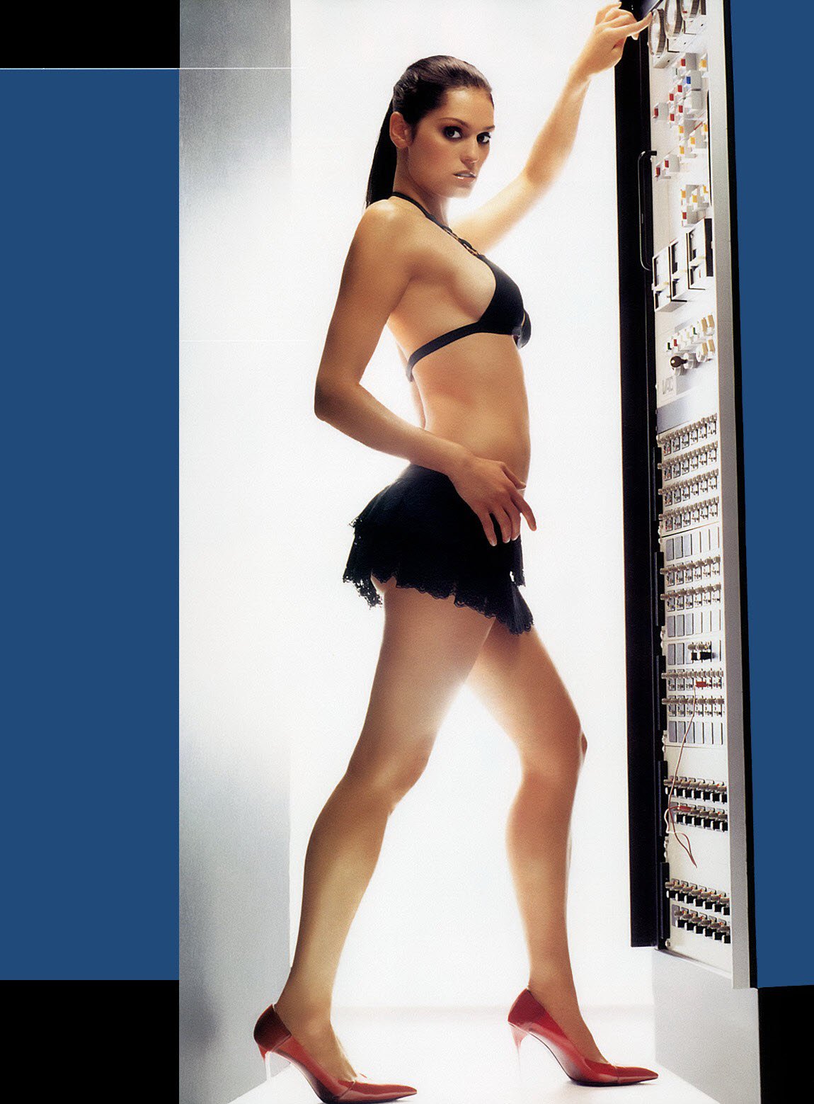 Morgan Webb 5