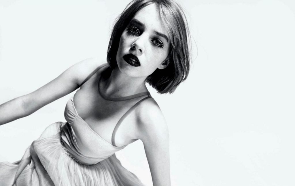 Maya Hawke 18