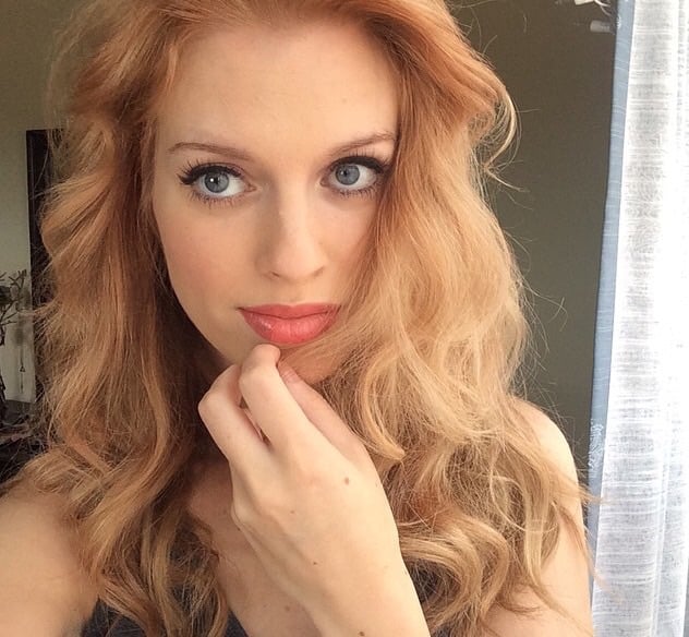 Barbara Dunkelman 25