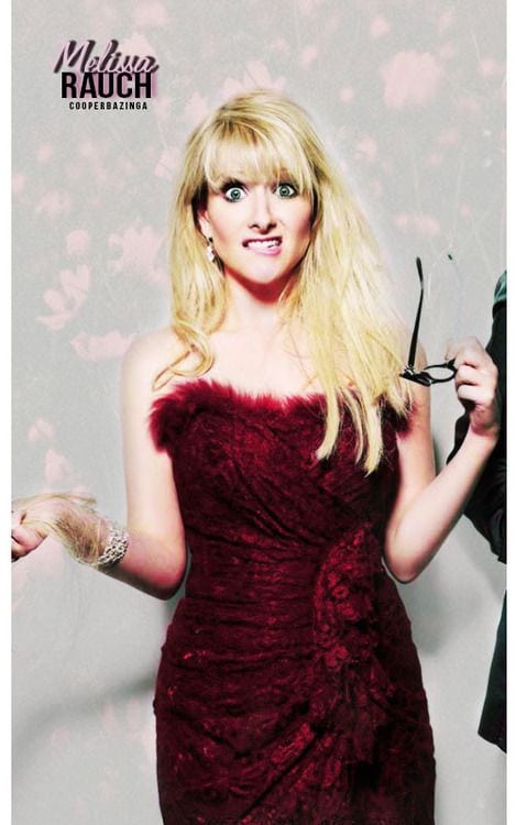 Melissa Rauch 23