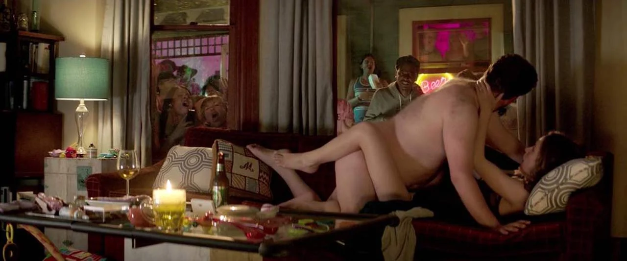 Rose Byrne tits sex scene photos 5.webp