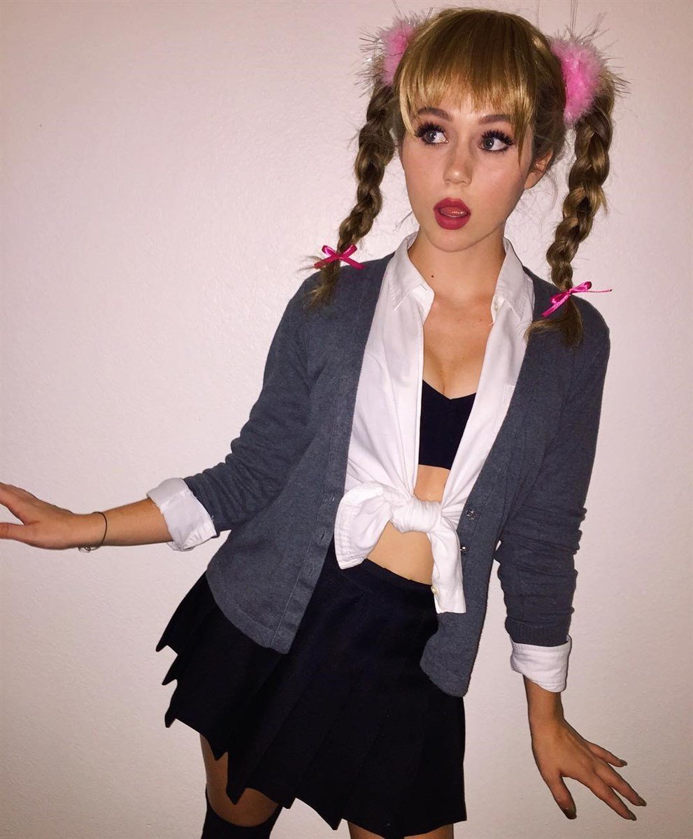 Brec Bassinger 3