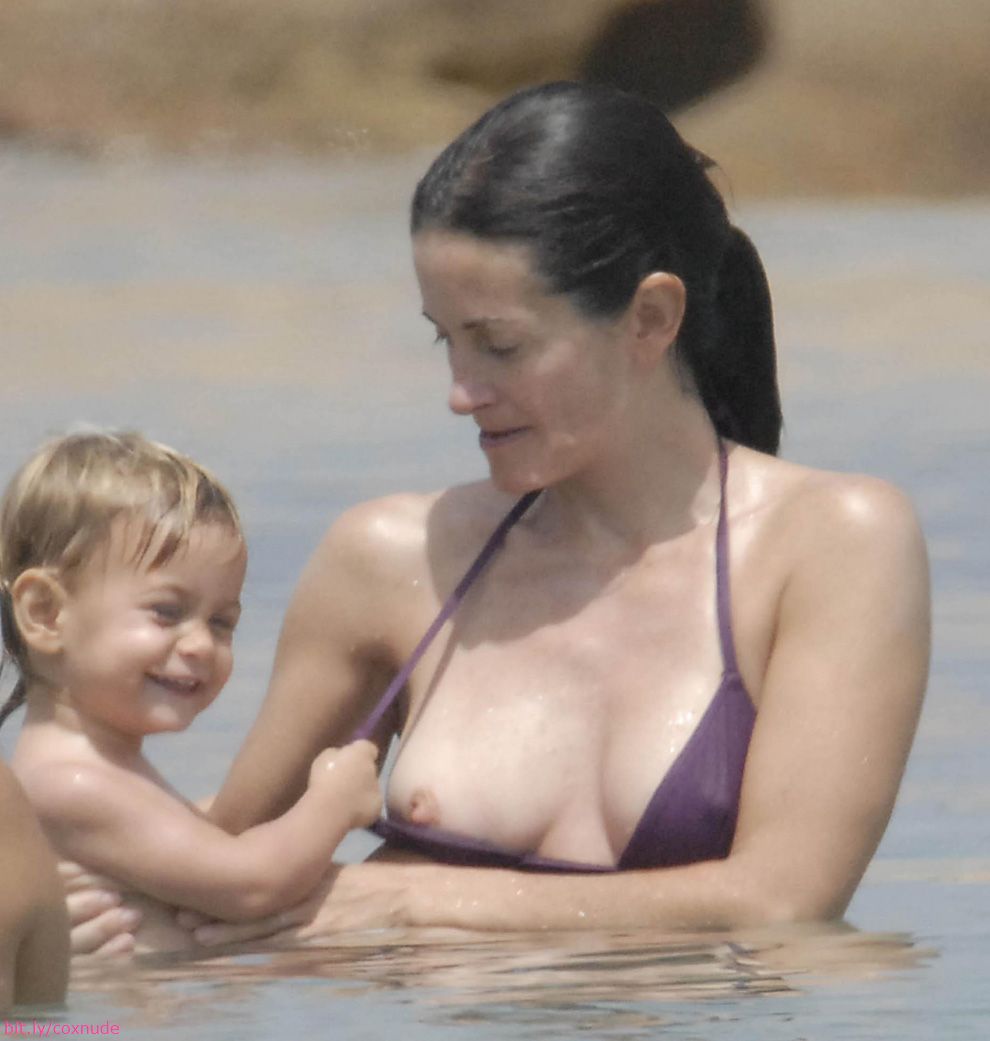 Courtney Cox 92