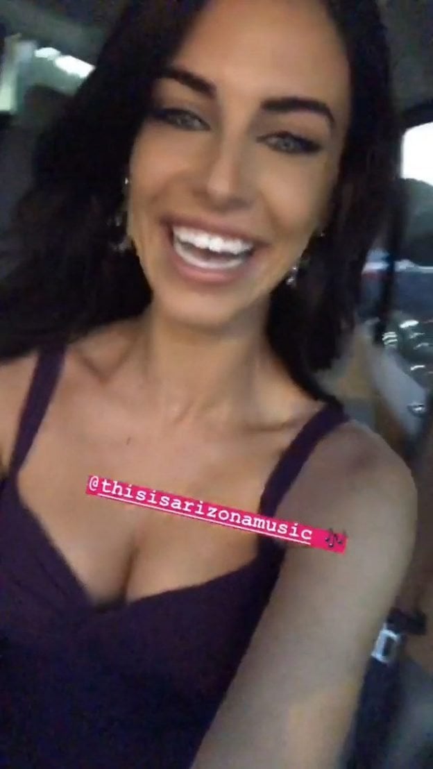 Jessica Lowndes 29