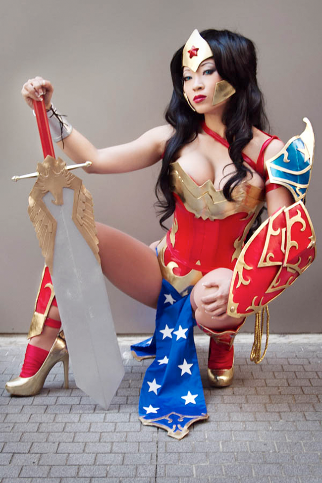 Yaya Han 29