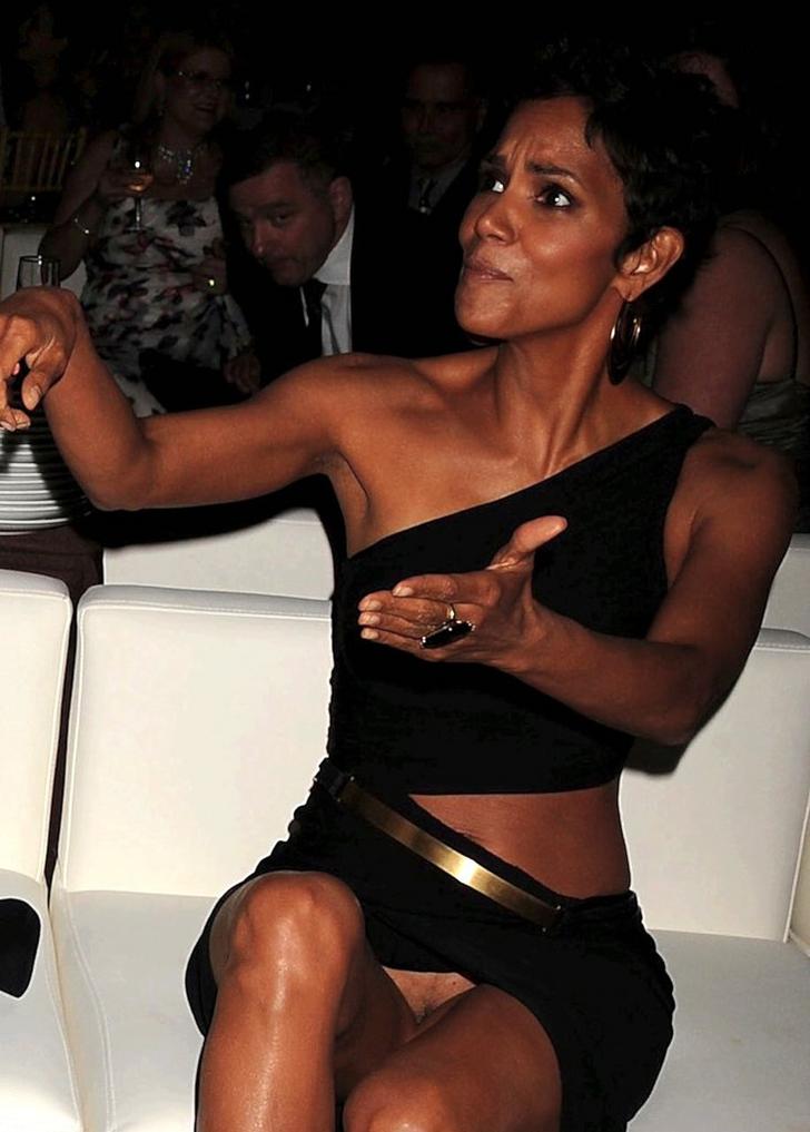 Halle Berry 38