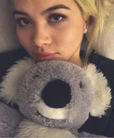 Hayley Kiyoko 34