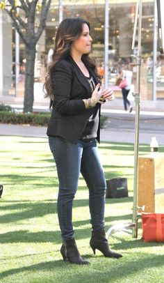 Holly Marie Combs 30