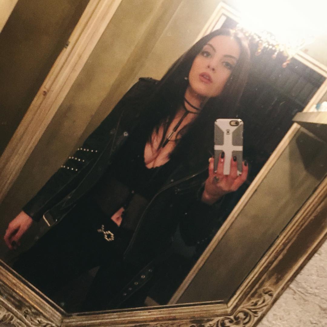 Elizabeth Gillies 3