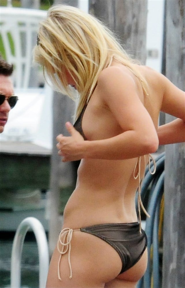 Julianne Hough 22