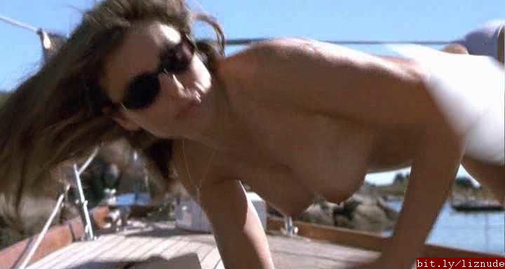 Elizabeth Hurley 28