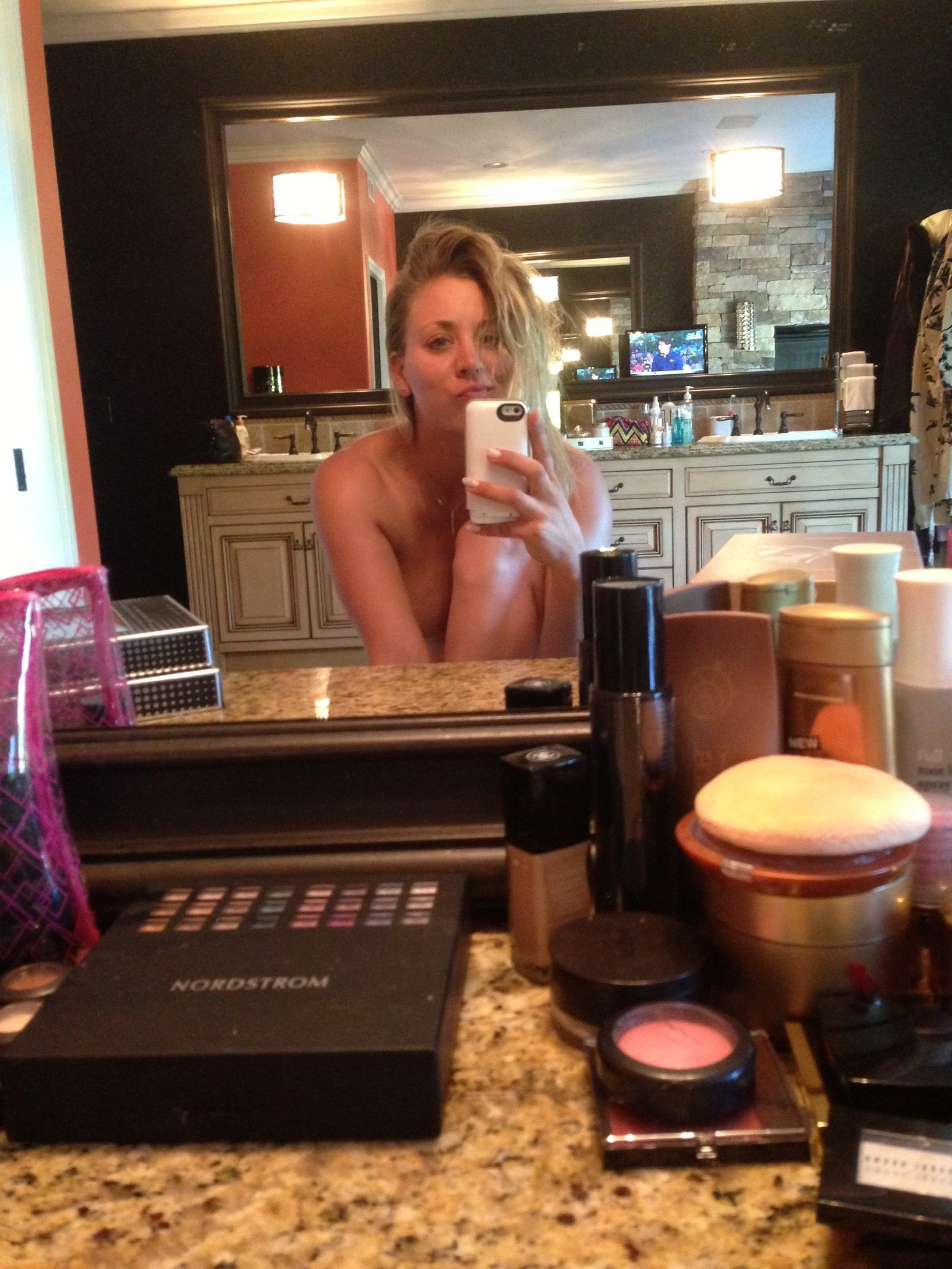 Kaley Cuoco 46